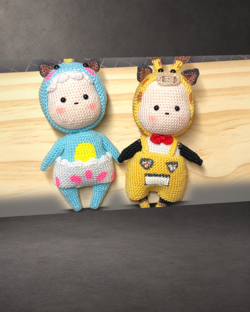 Giraffe & Dinosaur Duo